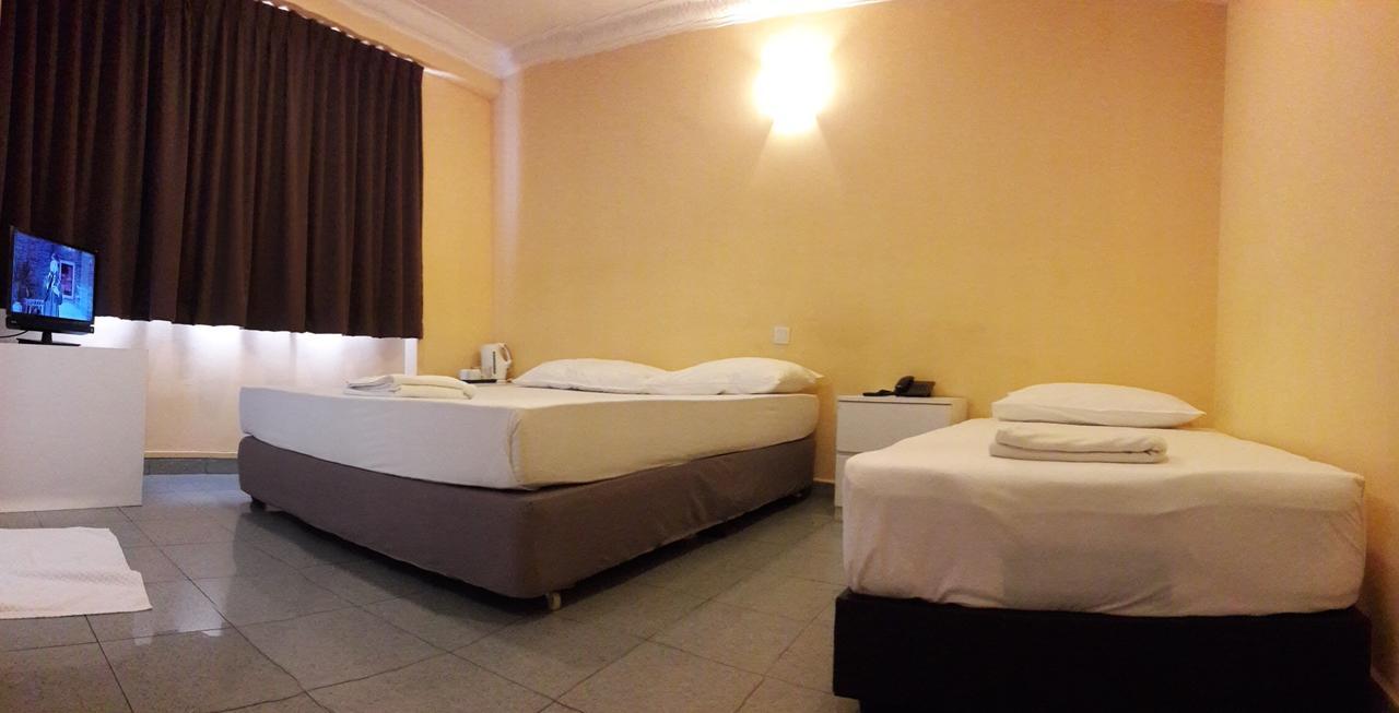 K 12 Hotel Singapura